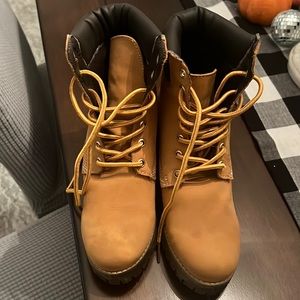 Womens brown boots